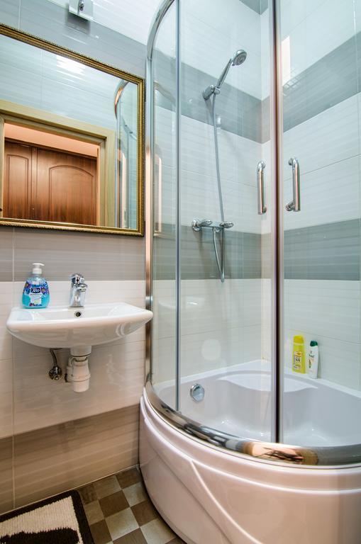 Leogrand Apartments On Doroshenka 34 Lviv Dış mekan fotoğraf
