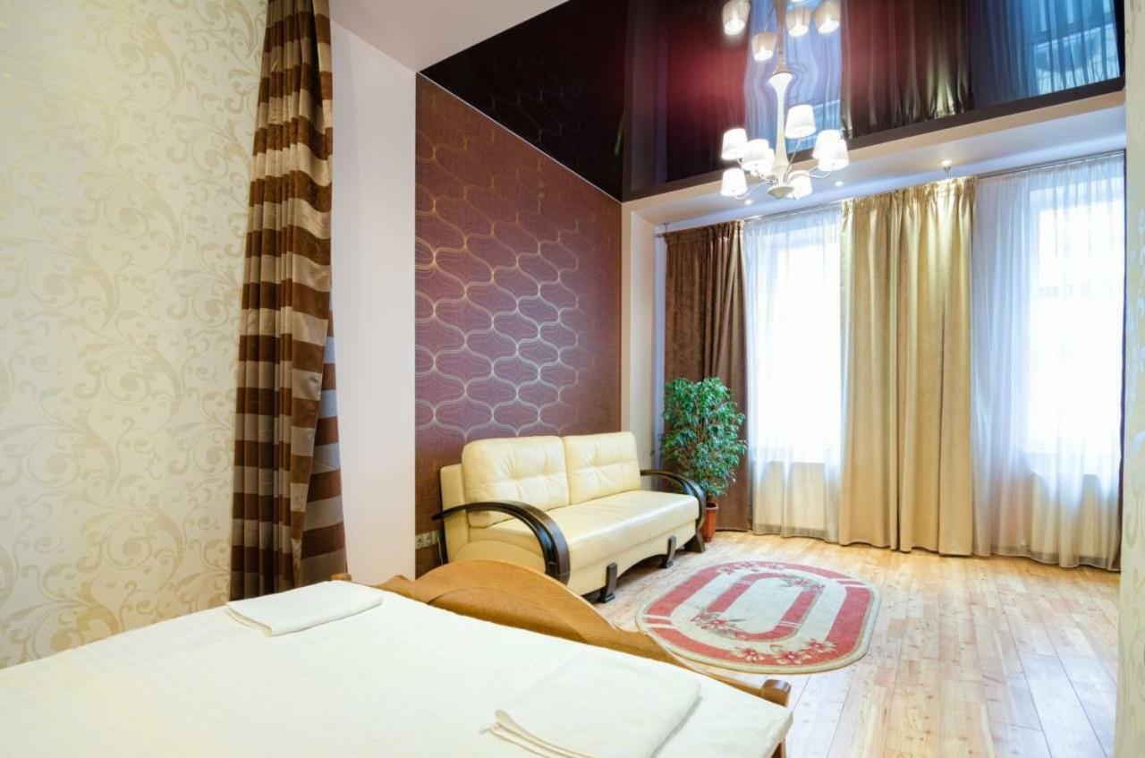 Leogrand Apartments On Doroshenka 34 Lviv Dış mekan fotoğraf